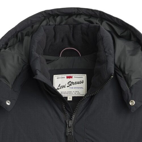 LEVI S RED ROCKRIDGE SHORT PUFFER A8557-0000