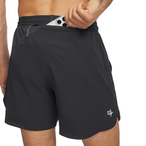 UNDER ARMOUR M TRAIL RUN 5 INCH SHORT 6009549.016